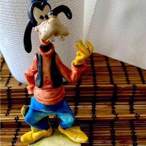 Goofy   Walt Disney 

 Fontanini Goofy Hard Rubber  Figure Vintage 60s italy